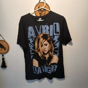 Avril Lavigne Black Star Tour Shirt